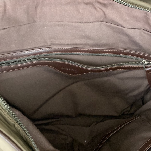 BUGATCHI Nylon messenger Bag - Picture 3 of 8